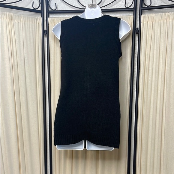 Xhilaration Black Holiday Sweater Vest size xs - Picture 3 of 7